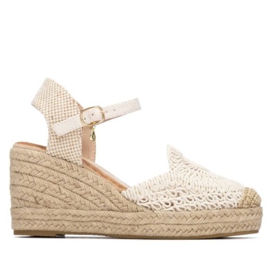 ZAPATO DE MUJER CON CUÑA