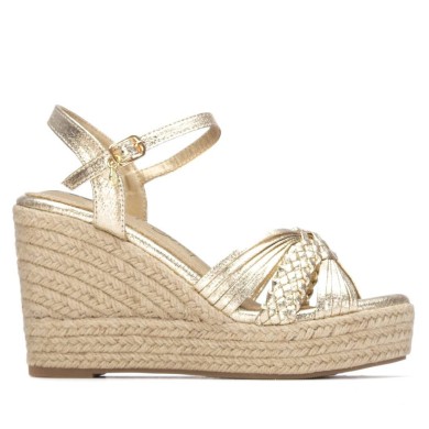 ZAPATO DE MUJER CON CUÑA