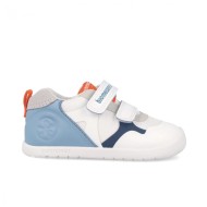 Zapatillas Barefoot blancas para primeros pasos de niño